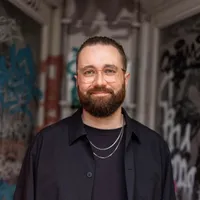 Sebastian B.